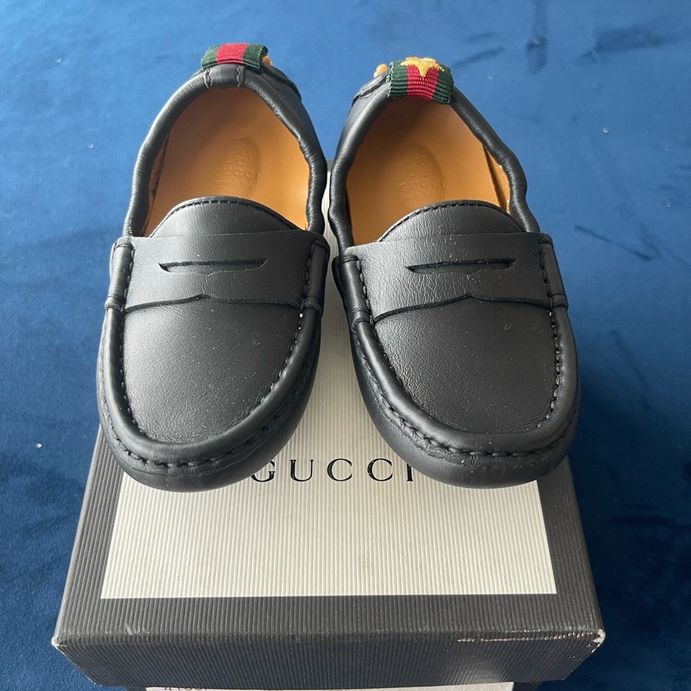 Gucci shoes